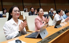 Bế mạc Kỳ họp thứ 10: Quốc hội thông qua 2 nghị quyết quan trọng về chăm sóc sức khỏe nhân dân