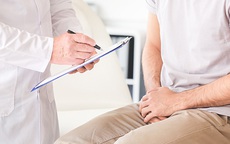 Những yếu tố l&#224;m tăng nguy cơ mắc vi&#234;m b&#224;ng quang cấp