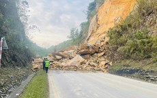 Đã từng xảy ra nhiều vụ đá lở trên đèo Thung Khe ngay cạnh vị trí vừa sạt lở 