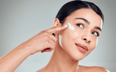Đừng đợi đến tuổi 30: 4 thói quen chống lão hóa da sớm bạn cần biết