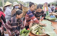 Mâm cỗ cuối năm thắt chặt tình đoàn kết các dân tộc