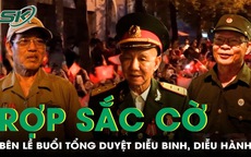 Nước mắt chực trào khi ngàn người hát "Như có Bác Hồ trong ngày vui đại thắng"