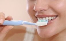 Không đánh răng vào thời điểm này kẻo hỏng răng