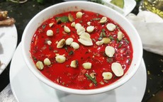 Tin chính thức về 2 người tử vong, 3 người nhập viện Bạch Mai vì ăn tiết canh ở Hưng Yên