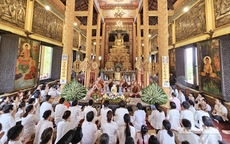 Trang nghiêm Lễ dâng y tắm mưa tại chùa Khmer