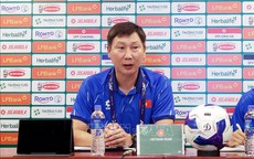 HLV Kim Sang Sik nối dài kỷ lục ấn tượng với bóng đá Việt Nam