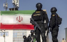 Mỹ phát cảnh báo an ninh, khuyến cáo công dân rời Iran ngay lập tức