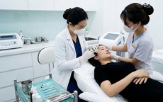 Trào lưu tiêm trẻ hóa da: Đẹp nhanh hay đánh cược sức khỏe?