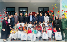 Xây dựng bếp ăn bán trú cho học sinh đồng bào Rục ở bản Mò O Ồ Ồ