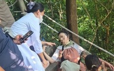 Cứu nữ du khách Nhật Bản bị choáng, ngất khi tham quan đảo Ti Tốp