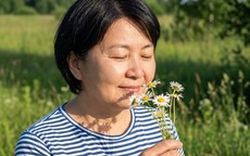 Bí quyết giữ lửa 'yêu' cho phụ nữ sau tuổi 50