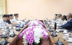 Bộ Y tế trao đổi với AARP về kinh nghiệm chăm sóc sức khỏe người cao tuổi