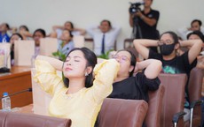 Phụ nữ không cần mạnh mẽ một mình để có một thai kỳ hạnh phúc