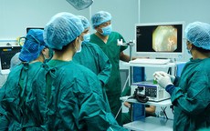 Bệnh viện Phổi Nghệ An thực hiện thành công nội soi gây mê sinh thiết màng phổi
