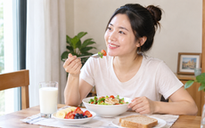 7 thói quen phụ nữ sau tuổi 30 nên làm để chăm sóc sức khỏe nội tiết tố