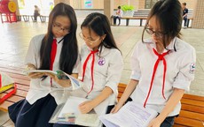 Gỡ khó nhân sự cho 'siêu trường' hàng trăm lớp sau sáp nhập