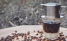 Phụ nữ mang thai uống nhiều cà phê có sao không?