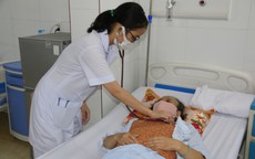 Nữ bác sĩ được cộng đồng tiếp sức và hành trình trở lại với nghề y