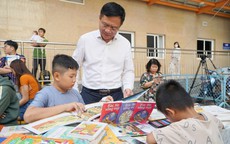 Những trang sách thắp sáng ước mơ cho bệnh nhi
