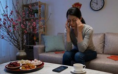 Vì sao phụ nữ dễ rối loạn nội tiết dịp Tết?