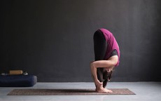 5 tư thế yoga giúp làm sáng da xỉn màu