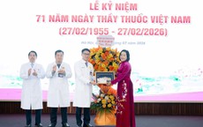 Phó Chủ tịch Quốc hội thăm, chúc mừng Viện Huyết học - Truyền máu Trung ương và Bệnh viện E
