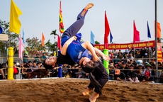 Hội vật làng Sình: Từ sới vật cổ truyền đến sân chơi đầu xuân 
