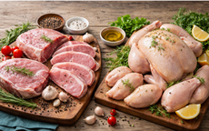 Nên bổ sung protein từ thịt gà hay thịt lợn?