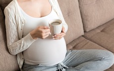 Caffeine có lợi hay có hại cho phụ nữ mang thai?