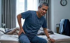 4 bài tập buổi sáng giúp giảm cứng khớp sau tuổi 55