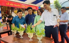 Độc đáo hội thi hoa Thủy tiên trong lễ hội Thánh Mẫu Lê Chân