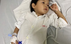 Hai mẹ con cùng mắc bệnh tan máu, bé gái 6 tuổi người dân tộc cần gấp 10 triệu đồng phẫu thuật