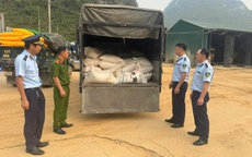 Thu giữ hơn 4 tấn phân bón không rõ nguồn gốc tại Cao Bằng