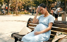 Nắng nóng kéo dài khiến phụ nữ mang thai dễ bị sốc nhiệt