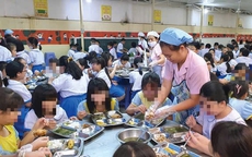 Hà Nội yêu cầu công khai thông tin suất ăn của học sinh