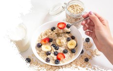 Ăn yến mạch vào buổi sáng hay buổi tối giảm cân tốt hơn?