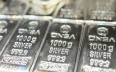 Nhập khẩu bạc của Trung Quốc đạt mức cao kỷ lục