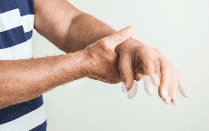 Cách làm chậm tiến triển bệnh Parkinson không dùng thuốc