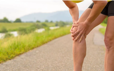 Cách tập thể dục khi bị đau đầu gối