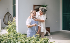 Cách giúp người cao tuổi vượt qua khủng hoảng tuổi nghỉ hưu