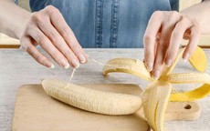Cách sử dụng vỏ chuối để trị 3 tình trạng ngoài da thường gặp