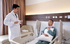 Người 'giữ nhịp sống' cho những cột sống bị tổn thương