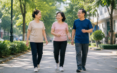 Đi bộ sau bữa ăn có lợi gì cho người ngồi nhiều?