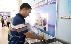 Tăng bàn khám, mở cửa từ 5 giờ sáng... để giảm áp lực cho bệnh nhân ung thư ngày nắng nóng