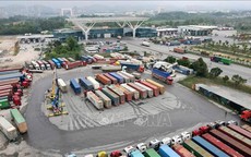 Bốn tháng đầu năm 2026, Việt Nam nhập siêu 7,11 tỷ USD