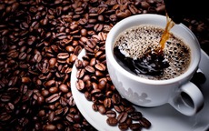 Cách uống cà phê an toàn cho người đang điều trị sỏi thận