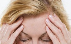 Chóng mặt dữ dội tưởng đột quỵ, hóa ra do 'sỏi tai'