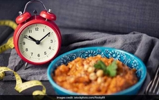 4 việc nên làm buổi tối để ngủ sâu, ít thức giấc giữa đêm
