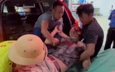 CSGT Nghệ An kịp thời mở đường đưa nam thanh niên chấn thương nặng đi cấp cứu trong đêm