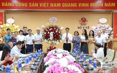 Lãnh đạo Bộ Y tế gặp mặt, chúc mừng các cơ quan báo chí, truyền thông của ngành nhân Kỷ niệm 101 năm Ngày Báo chí cách mạng Việt Nam
